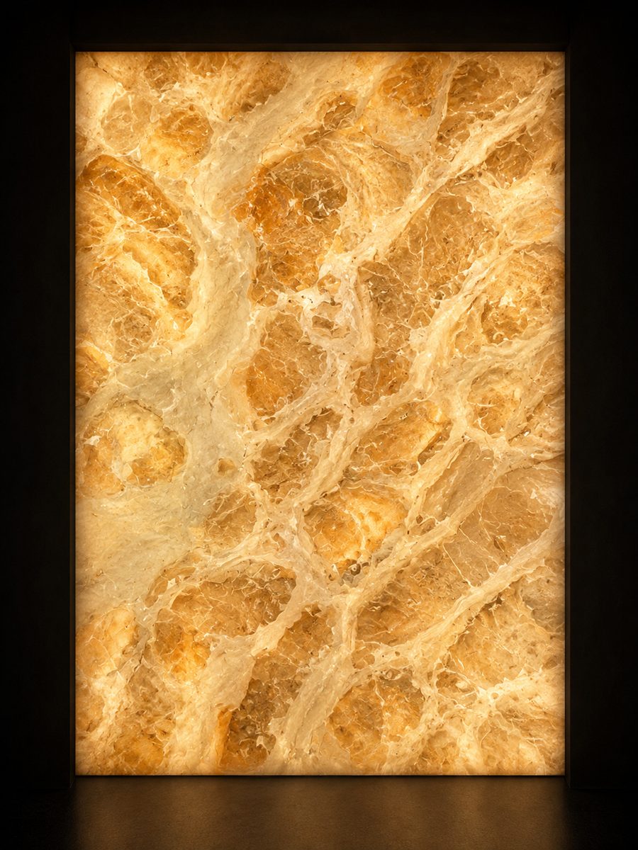 Breccia Oniciata in museum light