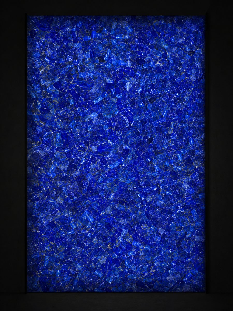 Lapis Lazuli in museum light