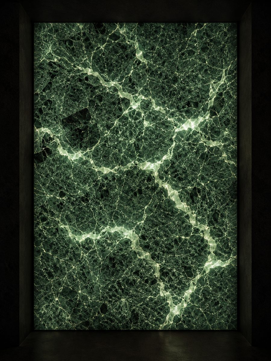 Marmo Verde Issorie in museum light